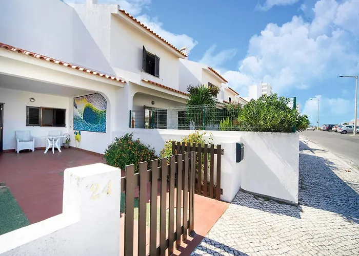 Near Baleal * Ferrel (Leiria)